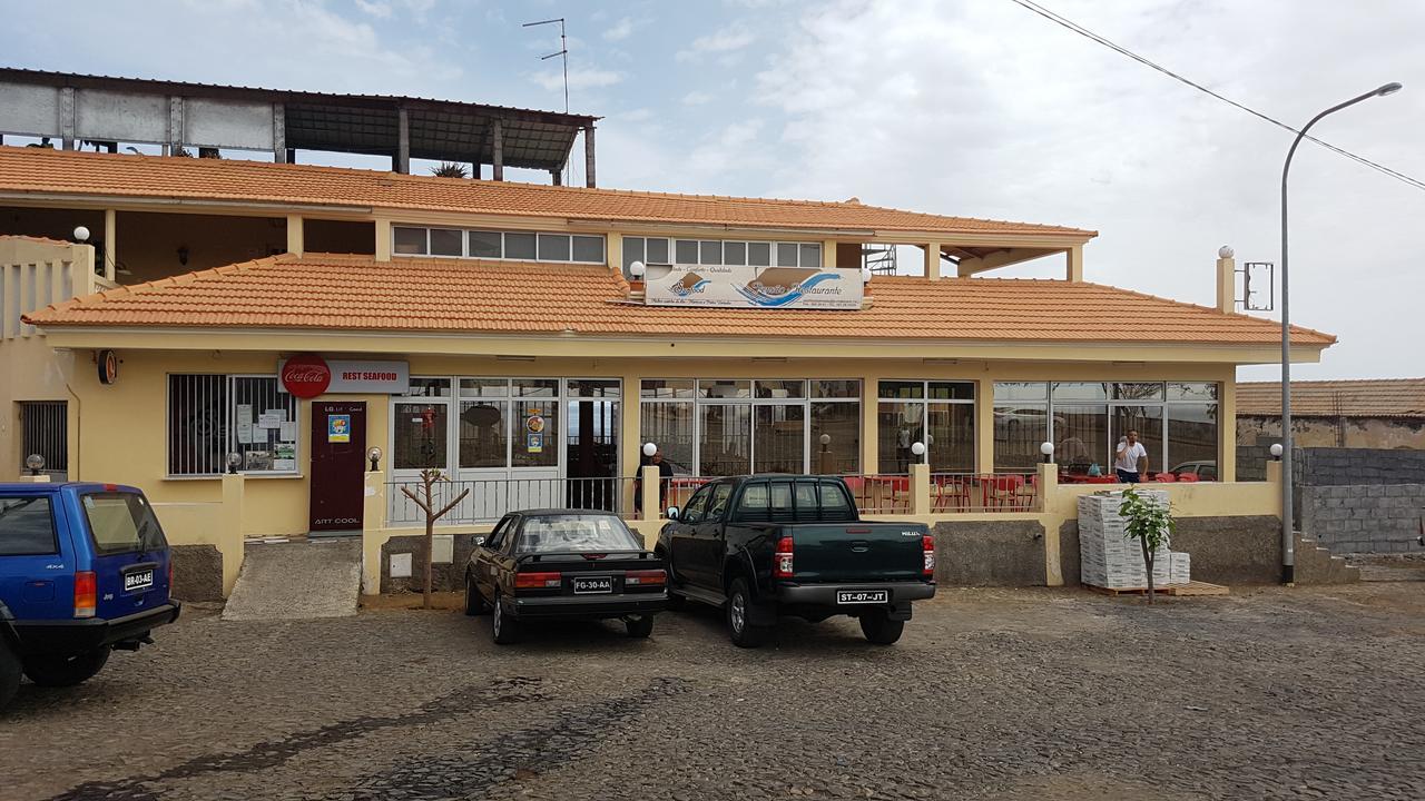 Hotel Ocean View & Restaurante Seafood São Filipe Exterior foto